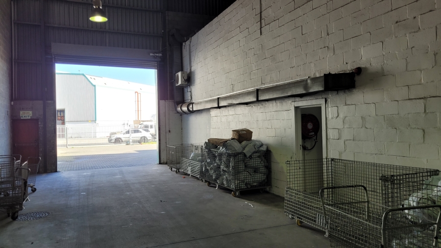 To Let commercial Property for Rent in Montague Gardens Western Cape